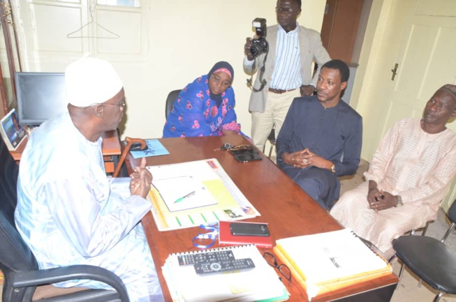 L' Omart et Jamra indiquent la voie du salut. L' Omart et Jamra indiquent la voie du salut.