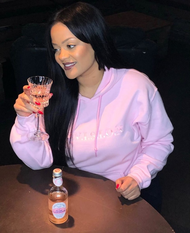 Virgin Tonic : Le sosie de Rihanna n’arrive pas à trouver l’amour, et vous allez comprendre pourquoi !