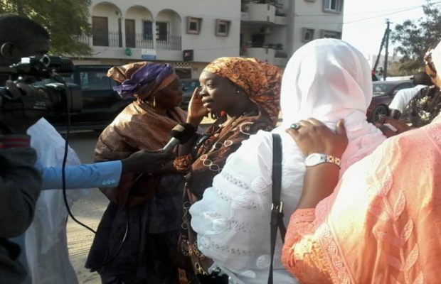 LES IMAGES DE LA LEVÉE DE CORPS DE LALA KAMARA À DAKAR, la défunte qui sera inhumée dans la ville religieuse de Touba