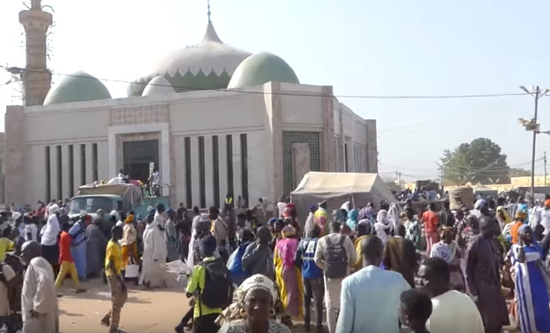 Vidéo – Magal de Porokhane 2019 : Les fidèles convergent vers la cité de Sokhna Mame Diarra Bousso …