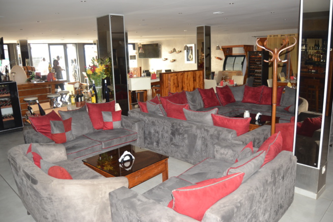 Découvrez le nouveau chez KATIA LOUNGE aux Almadies avec sa nouvelle gérante Samira l'ex mannequin.