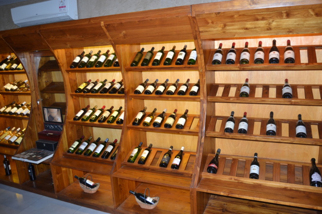 Découvrez le nouveau chez KATIA LOUNGE aux Almadies avec sa nouvelle gérante Samira l'ex mannequin. Découvrez le nouveau chez KATIA LOUNGE aux Almadies avec sa nouvelle gérante Samira l'ex mannequin.