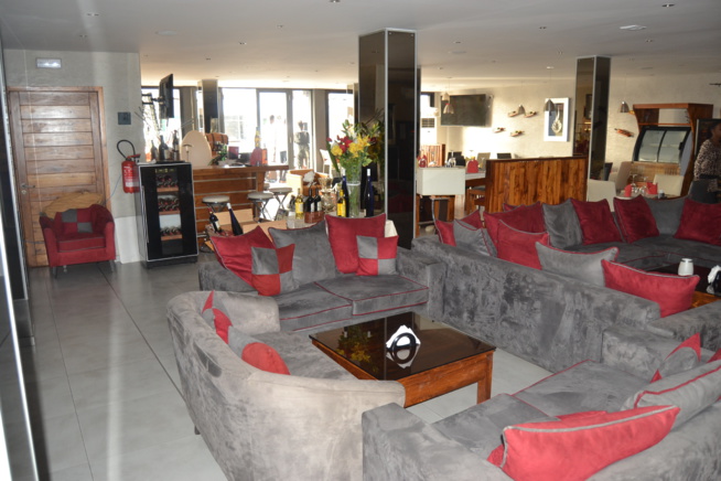 Découvrez le nouveau chez KATIA LOUNGE aux Almadies avec sa nouvelle gérante Samira l'ex mannequin.