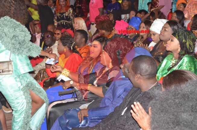 GOUDI FANS YI: Sargal président Mbagnick Diop du MDES, Pape Diouf met le feu au grand theatre. Les 60 images regardez