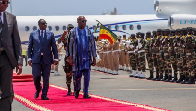 Investiture du Président Macky Sall : Arrivé du Président du Burkina Faso SE Roch Marc Christian Kaboré Investiture du Président Macky Sall : Arrivé du Président du Burkina Faso SE Roch Marc Christian Kaboré