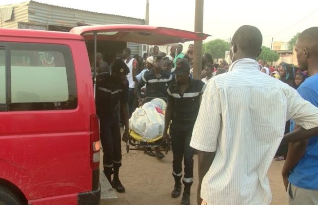 Yeumbeul: OUMY SARR POIGNARDE À MORT SON RÉPARATEUR DE TABLETTE