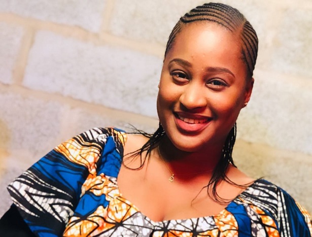 Esther Ndiaye alias Racky de la série  » Maitresse d’un homme marié » étale toute sa beauté de femme sénégalaise