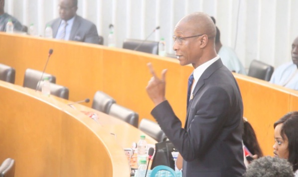 Des députés boycottent la cérémonie d’investiture de Macky Sall Des députés boycottent la cérémonie d’investiture de Macky Sall