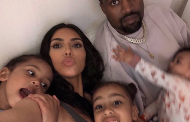 La blague sordide des enfants de Kim et Kanye West pour le 1er avril « Maman est morte », a crié la petite North