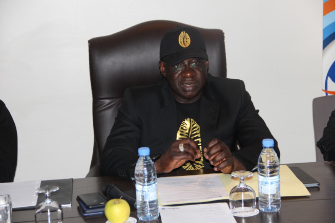 Les images de la réunion mise au point sur les préparatifs des CAURIS D'OR le 20 avril au Chapito du King Fhad.