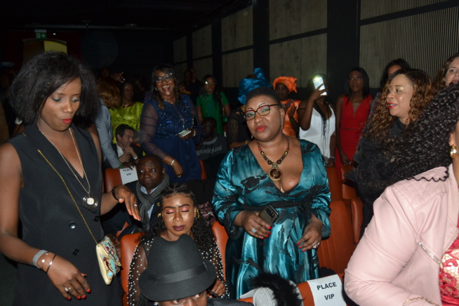 Les images de la soirée Indépendance du Sénégal à Genéve: Pape Diouf vient de signer ses empreintes au Théatre de la Madeleine à guichet fermé. Regardez