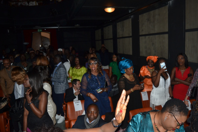 Les images de la soirée Indépendance du Sénégal à Genéve: Pape Diouf vient de signer ses empreintes au Théatre de la Madeleine à guichet fermé. Regardez Les images de la soirée Indépendance du Sénégal à Genéve: Pape Diouf vient de signer ses empreintes au Théatre de la Madeleine à guichet fermé. Regardez