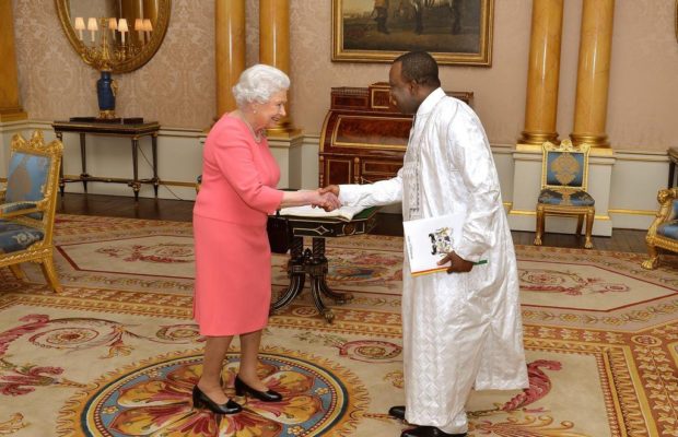 Polémique : Ancien ambassadeur du Bénin en France, il est nommé ambassadeur de France en Ouganda Polémique : Ancien ambassadeur du Bénin en France, il est nommé ambassadeur de France en Ouganda