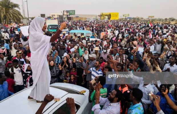 Soudan: le président Omar el-Béchir destitué par l’armée