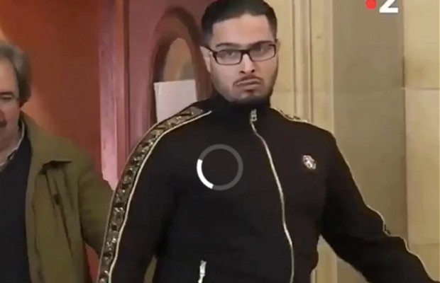 L’étrange succès viral d’une vidéo avec Jawad Bendaoud, le « logeur de Daech » L’étrange succès viral d’une vidéo avec Jawad Bendaoud, le « logeur de Daech »