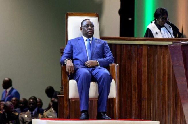 Suppression du poste de Premier ministre : Ces 18 articles de la Constitution à retoucher Suppression du poste de Premier ministre : Ces 18 articles de la Constitution à retoucher