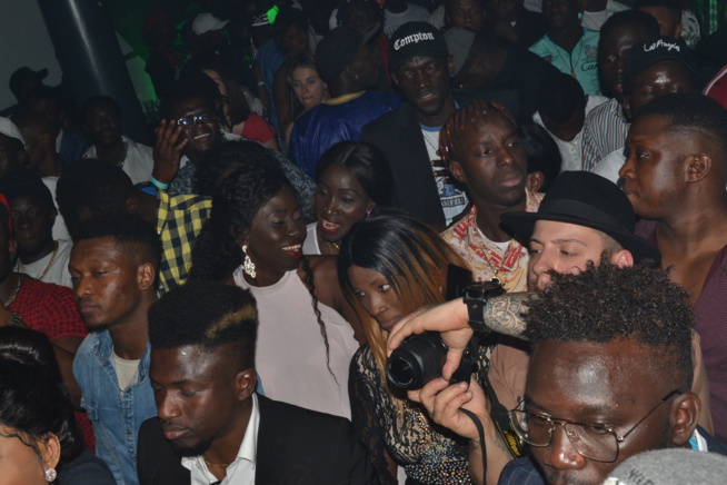 66 IMAGES: STUTTGART: Pape Diouf dans la chaleur du Stage Stadium Theatre pimente les gambiens avec Alpha Prod. 66 IMAGES: STUTTGART: Pape Diouf dans la chaleur du Stage Stadium Theatre pimente les gambiens avec Alpha Prod.