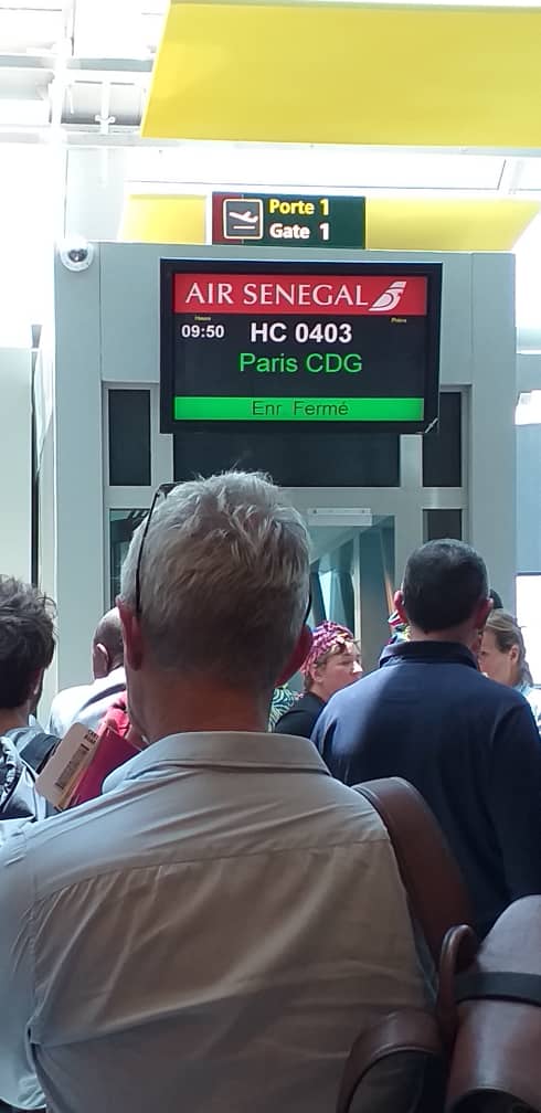 6 H du matin 19H,la colère noire des passagers du vol Air Sénégal qui vient d'afficher un retard de 10 h à l'AIBD.