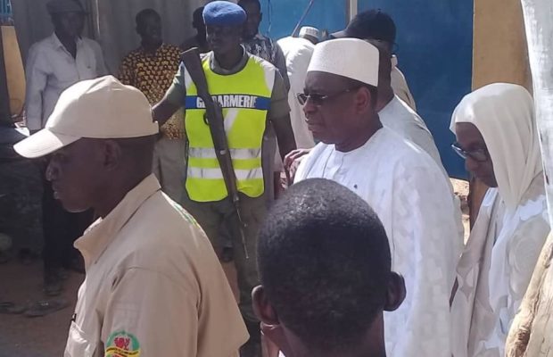 Les images de l’arrivée du président Macky Sall au Daaka de Médina Gounass