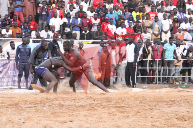 Wouly Wouly « dégrade » le policier Big Pato, tout ce que vous n’avez pas vu en images