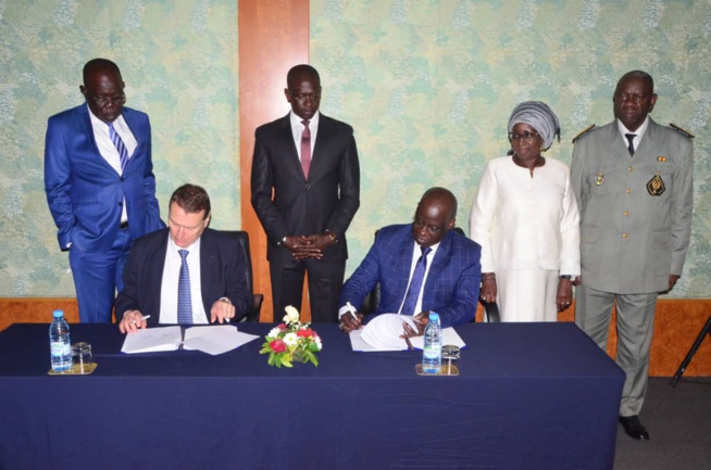 90 IMAGES: Cérémonie d'ouverture du Forum International des Entreprises Francophones par le MEDS du président Mbagnick Diop.