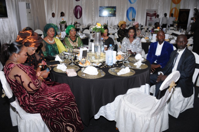 Les 66 premières images de la plus prestigieuse soirée des CAURIS D'OR 15 eme éditions au chapiteau du King Fhad Place Les 66 premières images de la plus prestigieuse soirée des CAURIS D'OR 15 eme éditions au chapiteau du King Fhad Place