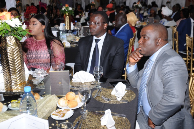 Les 66 premières images de la plus prestigieuse soirée des CAURIS D'OR 15 eme éditions au chapiteau du King Fhad Place Les 66 premières images de la plus prestigieuse soirée des CAURIS D'OR 15 eme éditions au chapiteau du King Fhad Place