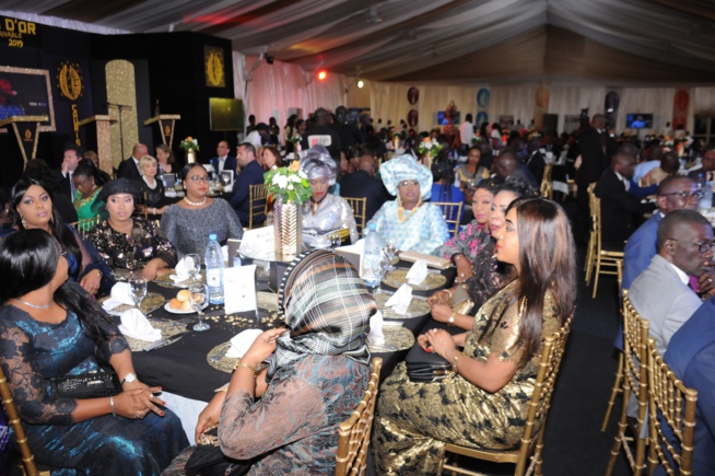 Les 66 premières images de la plus prestigieuse soirée des CAURIS D'OR 15 eme éditions au chapiteau du King Fhad Place