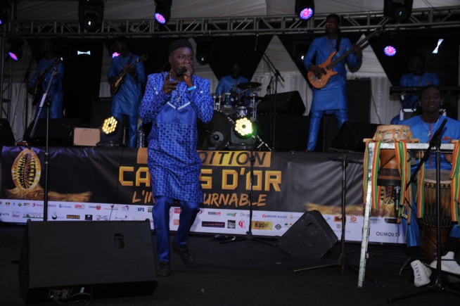 Les 66 premières images de la plus prestigieuse soirée des CAURIS D'OR 15 eme éditions au chapiteau du King Fhad Place Les 66 premières images de la plus prestigieuse soirée des CAURIS D'OR 15 eme éditions au chapiteau du King Fhad Place