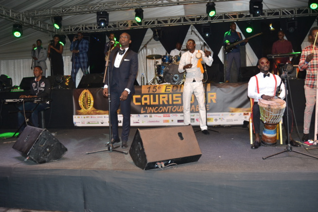 CAURIS D'OR 2019: "YOBALEMA" Le nouveau son de Pape Diouf dédié au président Mbagnick Diop du MEDS CAURIS D'OR 2019: "YOBALEMA" Le nouveau son de Pape Diouf dédié au président Mbagnick Diop du MEDS