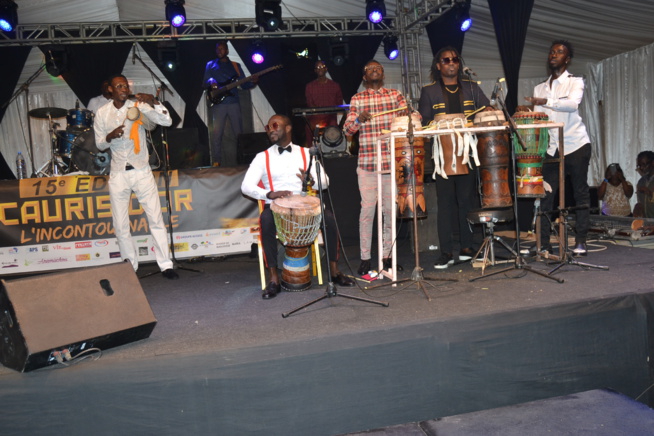 CAURIS D'OR 2019: "YOBALEMA" Le nouveau son de Pape Diouf dédié au président Mbagnick Diop du MEDS CAURIS D'OR 2019: "YOBALEMA" Le nouveau son de Pape Diouf dédié au président Mbagnick Diop du MEDS