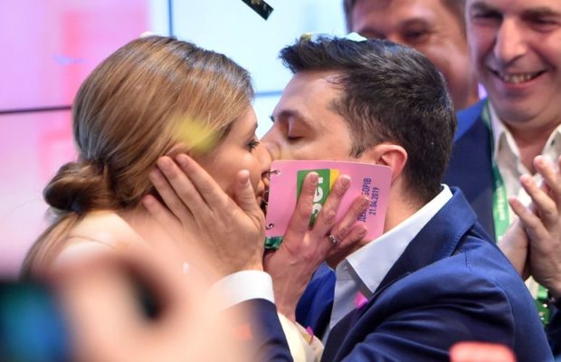 Qui est Volodymyr Zelensky, le comédien devenu président de l’Ukraine? Qui est Volodymyr Zelensky, le comédien devenu président de l’Ukraine?