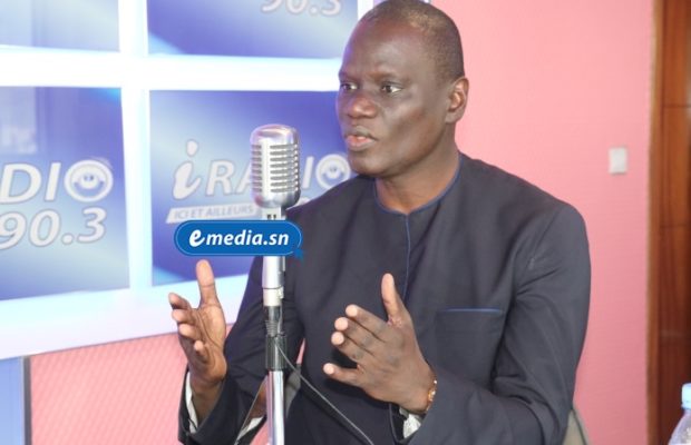 Dr ABDOURAHMANE DIOUF JETTE L’ÉPONGE ET QUITTE LE PARTI D’IDRISSA SECK !