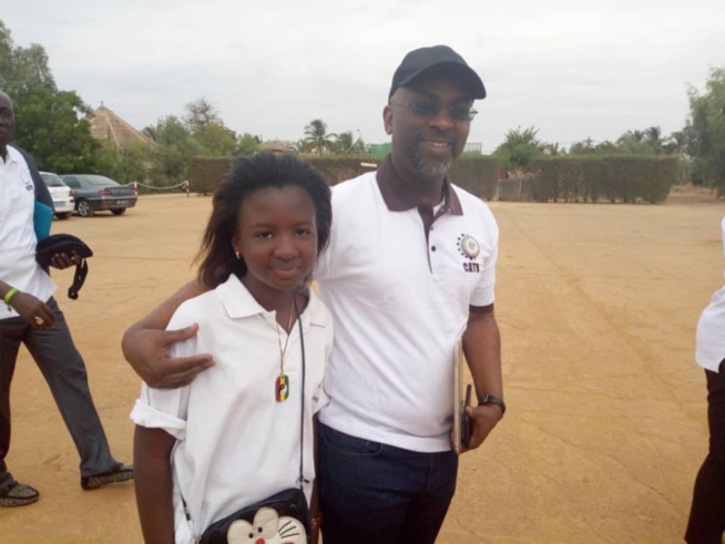 « J’ai 12 ans, j’emmène mon père à la Mecque »: Cheikh BA et son association Proxim innovent. * « J’ai 12 ans, j’emmène mon père à la Mecque »: Cheikh BA et son association Proxim innovent. *