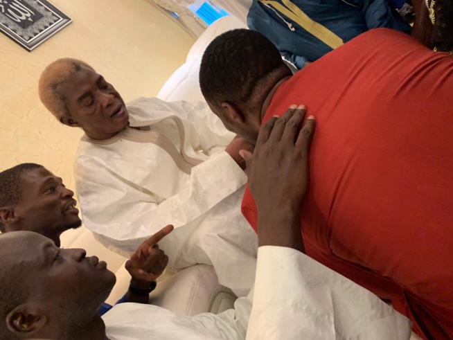 Tange Tandian, le D.E de l'Omart en mode talibé chez Serigne Abdou Karim Mbacké.