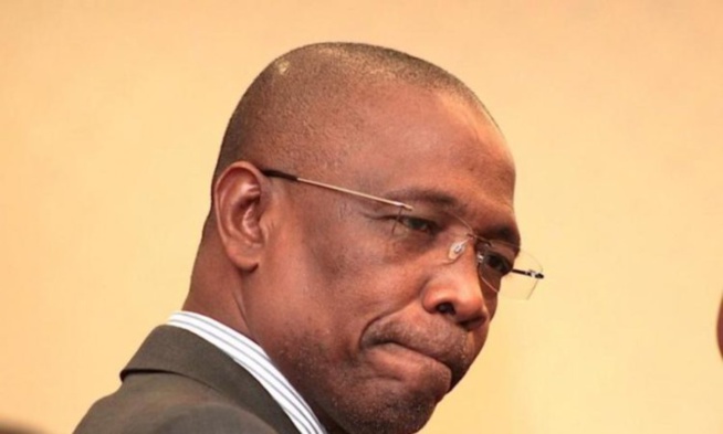 Nominations: Macky Sall sort le bâton contre ses journalistes Nominations: Macky Sall sort le bâton contre ses journalistes