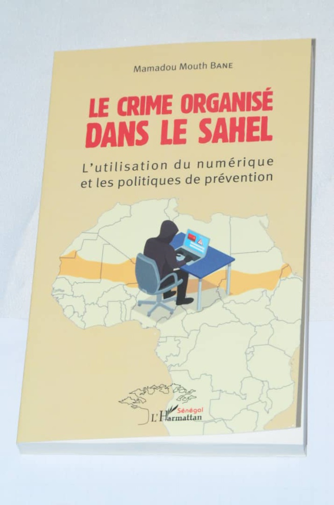 Les images de la présentation du livre "Le Crime Organisé dans le Sahel' du journaliste Mamadou Mouth Bane.