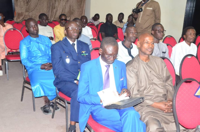 Les images de la présentation du livre "Le Crime Organisé dans le Sahel' du journaliste Mamadou Mouth Bane.