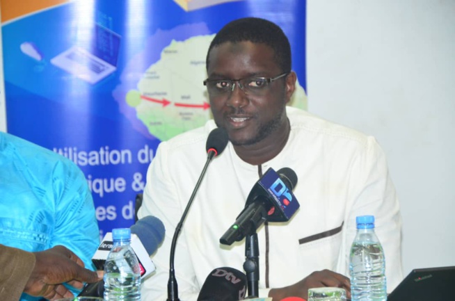 Les images de la présentation du livre "Le Crime Organisé dans le Sahel' du journaliste Mamadou Mouth Bane.