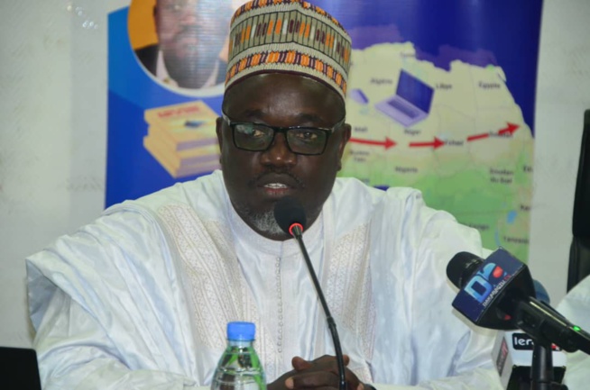 Les images de la présentation du livre "Le Crime Organisé dans le Sahel' du journaliste Mamadou Mouth Bane.