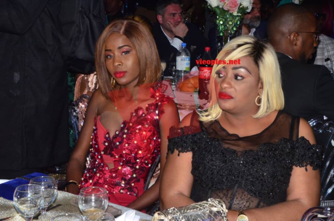 VIDEO ANNIVERSAIRE: Entrée spectaculaire de Wally Seck sur le toit du Grand Théâtre. VIDEO ANNIVERSAIRE: Entrée spectaculaire de Wally Seck sur le toit du Grand Théâtre.