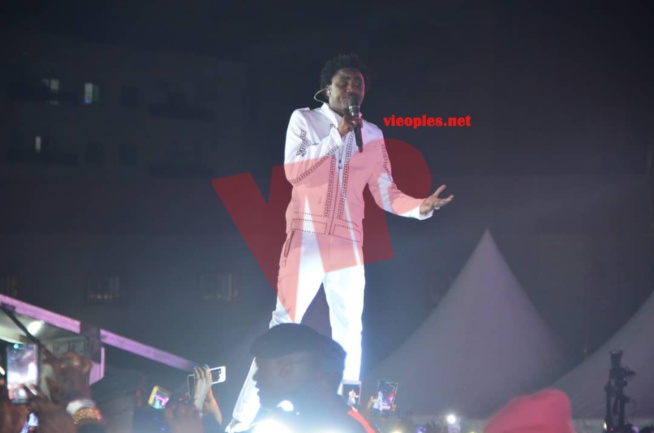 Anniversaire phénoménal, Waly Seck confirme encore son statut dans la cour des grands à l'ESPLANADE.