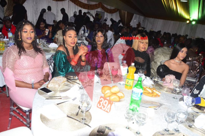 Anniversaire phénoménal, Waly Seck confirme encore son statut dans la cour des grands à l'ESPLANADE. Anniversaire phénoménal, Waly Seck confirme encore son statut dans la cour des grands à l'ESPLANADE.