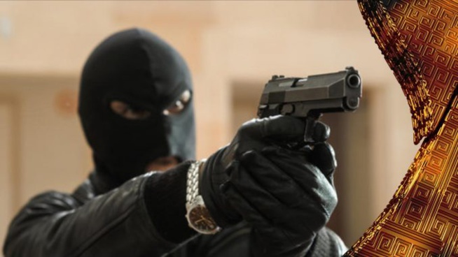 Braquage en pleine journée aux Maristes : Deux hommes armés attaquent une boutique d’alimentation Braquage en pleine journée aux Maristes : Deux hommes armés attaquent une boutique d’alimentation