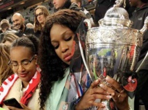 Ismaïla Sarr vainqueur de la coupe de France, avec sa femme: « Coupe bi dina ko yoobou Sénégal»