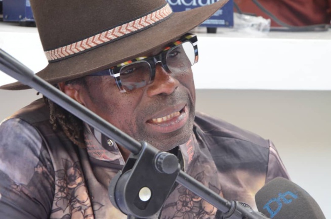 Jean Ngor Maack sort l’album Roots pour sceller des retrouvailles avec le public sénégalais.