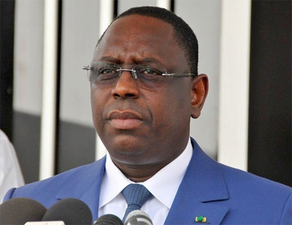 Ciment : Macky Sall annonce la hausse du prix