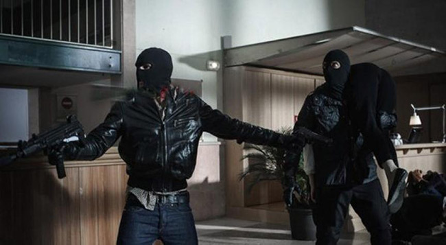 Louga : des bandits ligotent le gardien du marché et dévalisent 9 magasins Louga : des bandits ligotent le gardien du marché et dévalisent 9 magasins