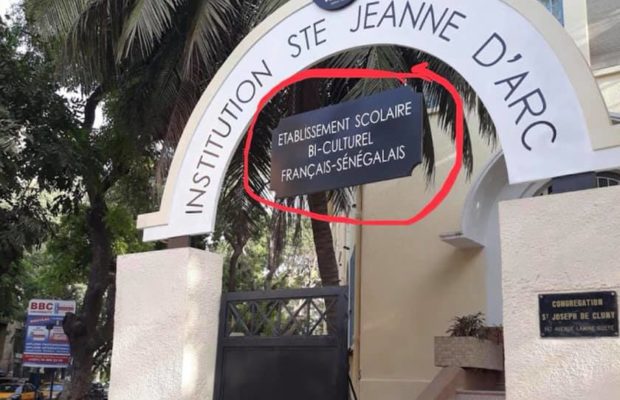Affaire Jeanne d’Arc : « Ce n’est pas le voile que nous interdisons, mais » Affaire Jeanne d’Arc : « Ce n’est pas le voile que nous interdisons, mais »