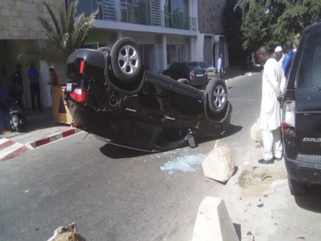 Attaque à main armée à Thiès : le 4X4 des voleurs se renverse Attaque à main armée à Thiès : le 4X4 des voleurs se renverse